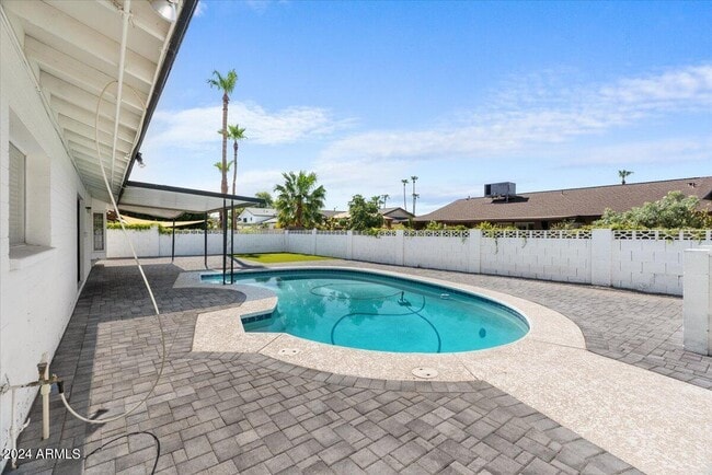 Building Photo - 8207 E Montebello Ave