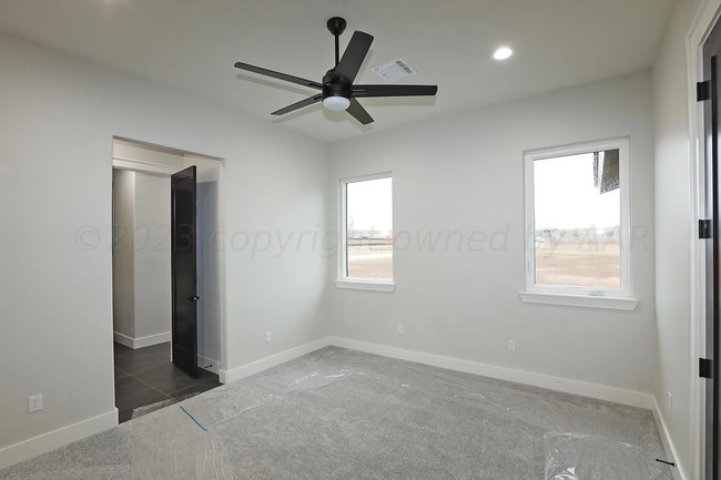 Building Photo - 9405 Rockridge Pkwy