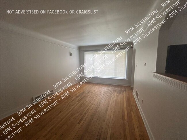 Building Photo - 23511 Majestic-