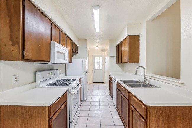 Building Photo - 14202 Sussman Ct