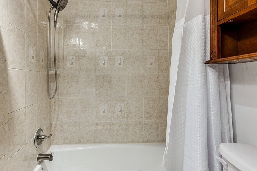 Building Photo - 3719 12th St NE