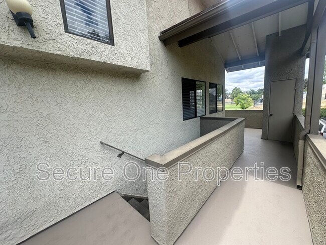 Building Photo - 86 Maegan Pl