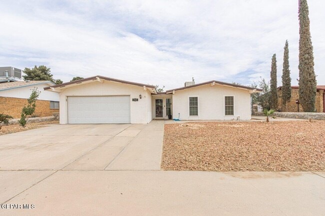 Primary Photo - 2425 Anise Dr