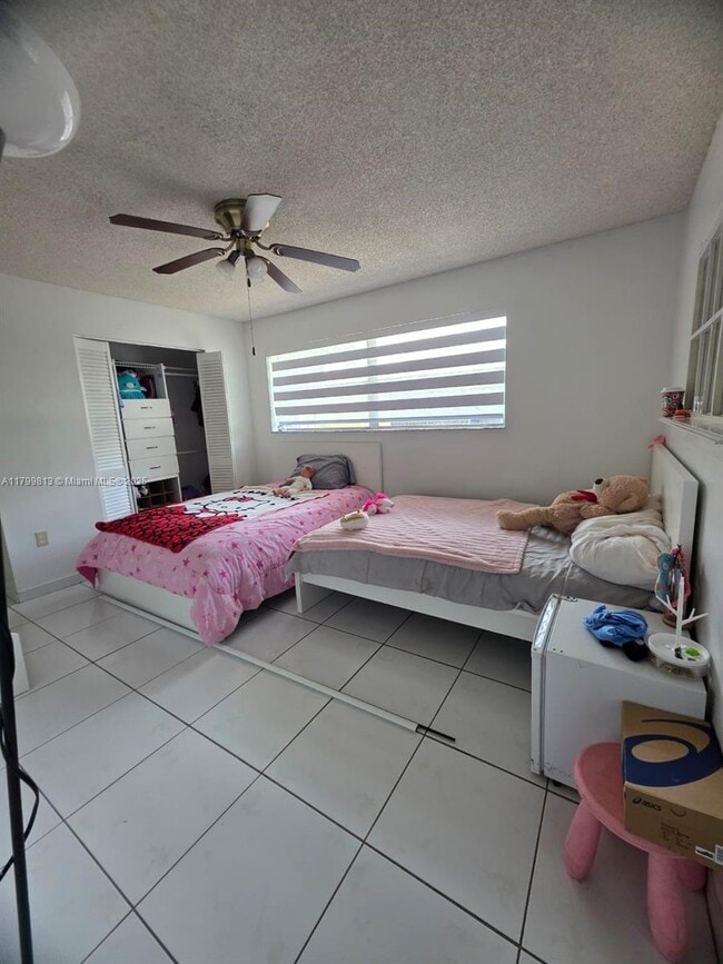Building Photo - 15629 SW 73rd Cir Terrace