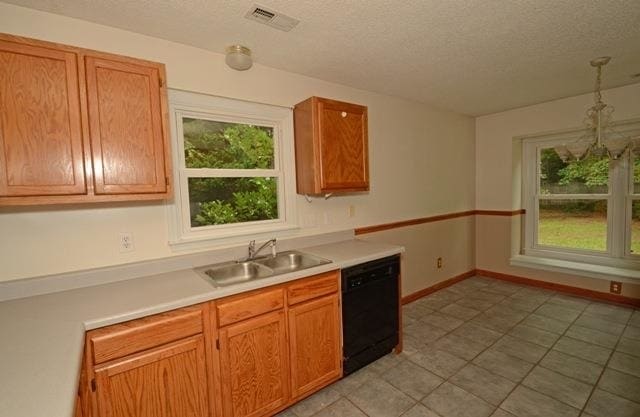 Building Photo - 203 S Carlisle Ct