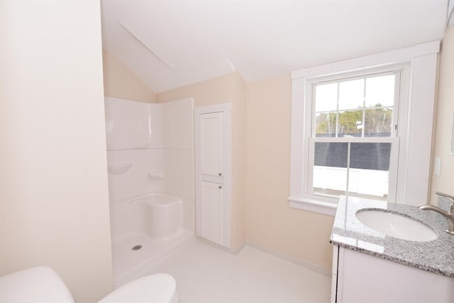 Building Photo - 2535 White Mountain Hwy