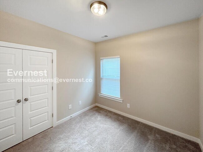 Building Photo - 49 River Birch Ln