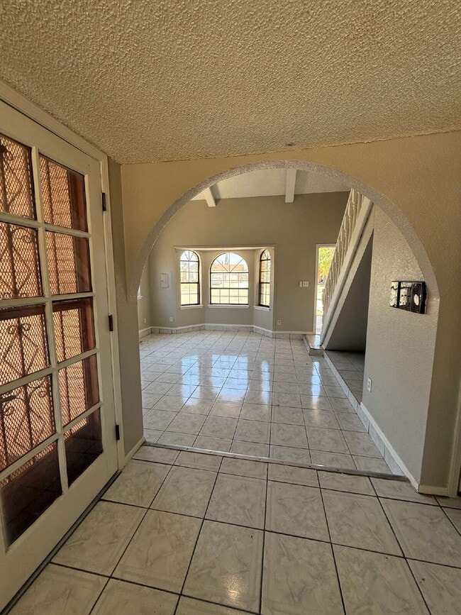 Building Photo - 11708 Sierra Azul Dr