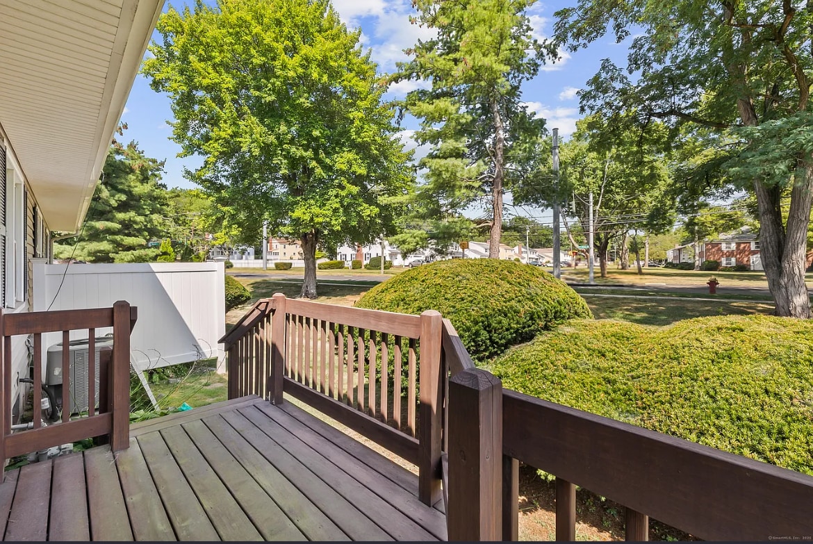 Building Photo - 1293 New Britain Ave