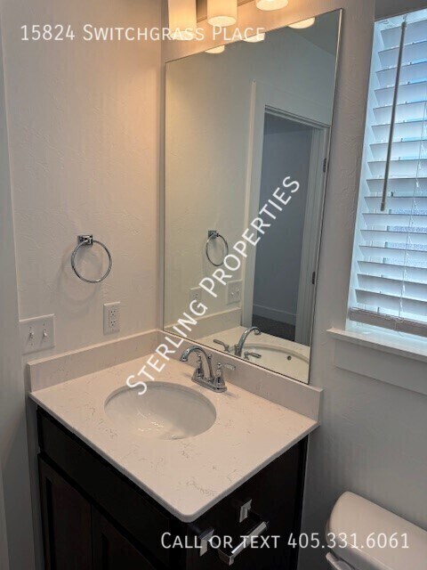 Building Photo - 15824 Switchgrass Pl