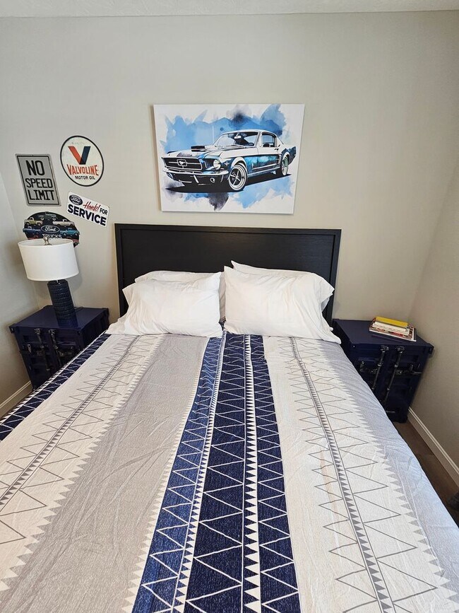 Building Photo - Vroooom . . . . the ROAD is calling. . . .Fully furnished themed rental includes all utilities an...