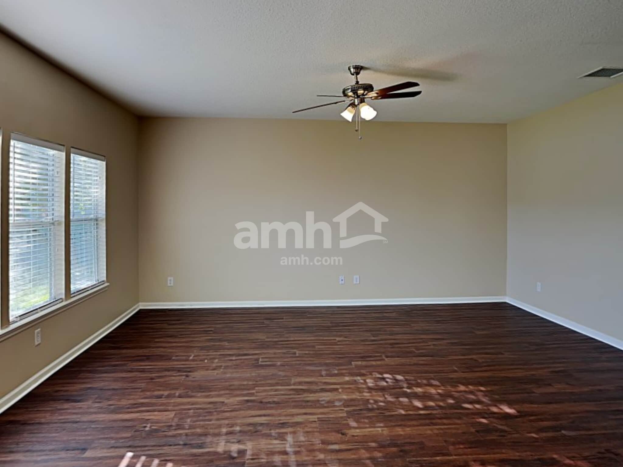 Building Photo - 651 Porto Cristo Ave