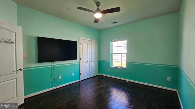 Building Photo - 11257 Yellowstone Ct