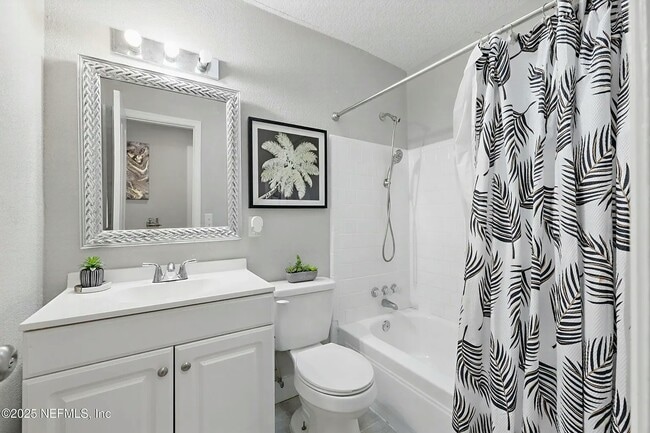 Building Photo - 10605 Arnez Rd