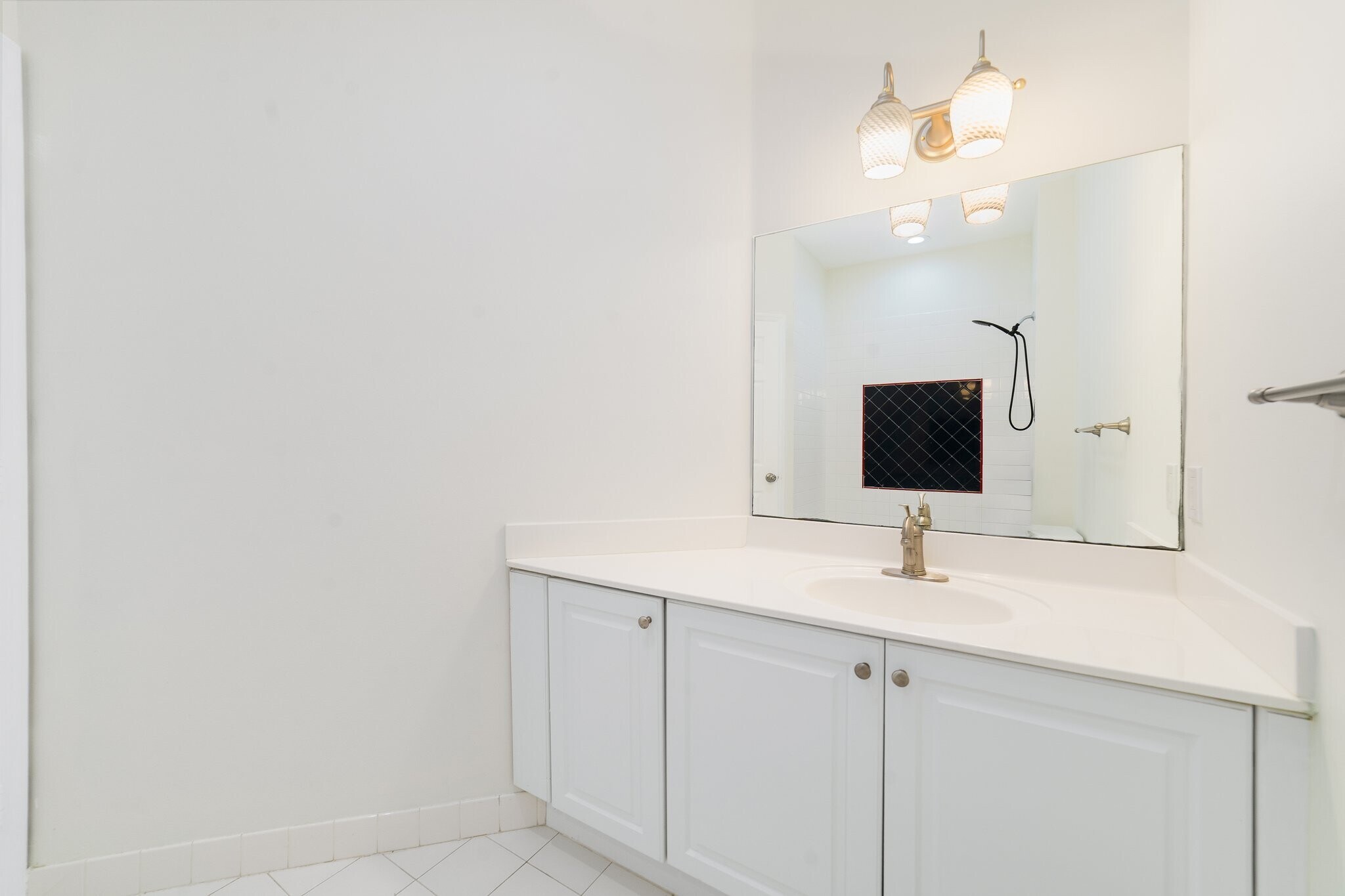 Building Photo - 3057 Laurel Ridge Cir