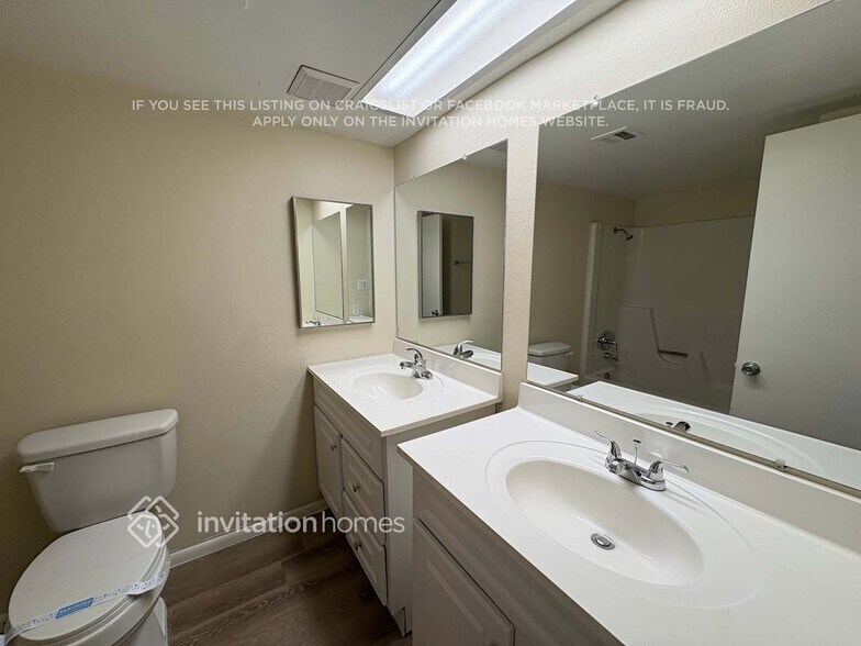 Building Photo - 7341 W Shangri La Rd