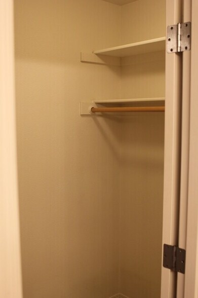 Closet - 17234 SW Pleasanton Ln