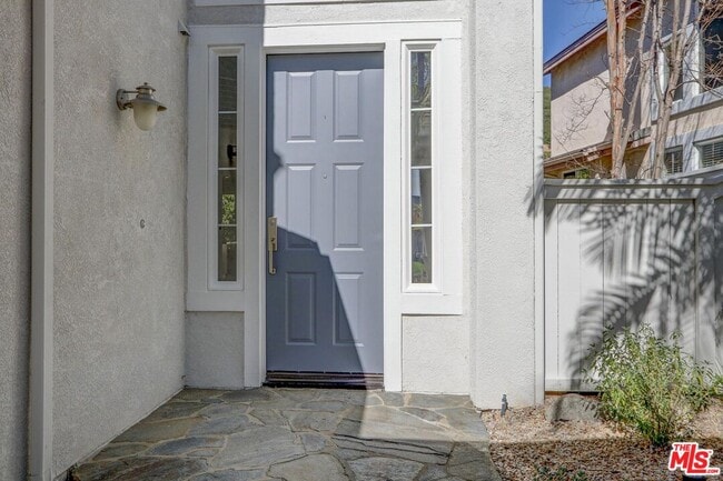 Building Photo - 3145 White Cedar Pl