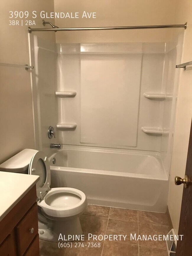 Building Photo - 3 Bed/2 Bath House For Rent!!