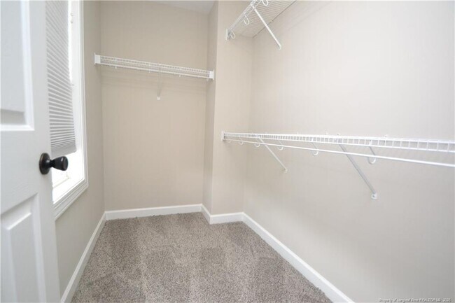 Building Photo - 1507 Poets Glade Dr