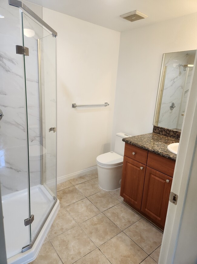 Building Photo - 4921 Kester Ave