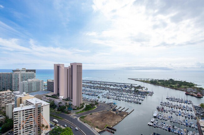 Building Photo - 1650 Ala Moana Blvd