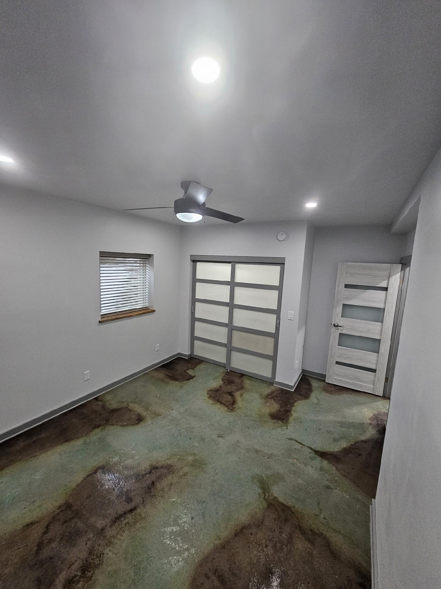 Building Photo - 3136 Hermina St