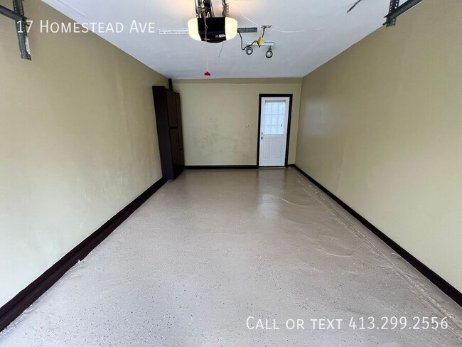 Building Photo - 17 Homestead Ave