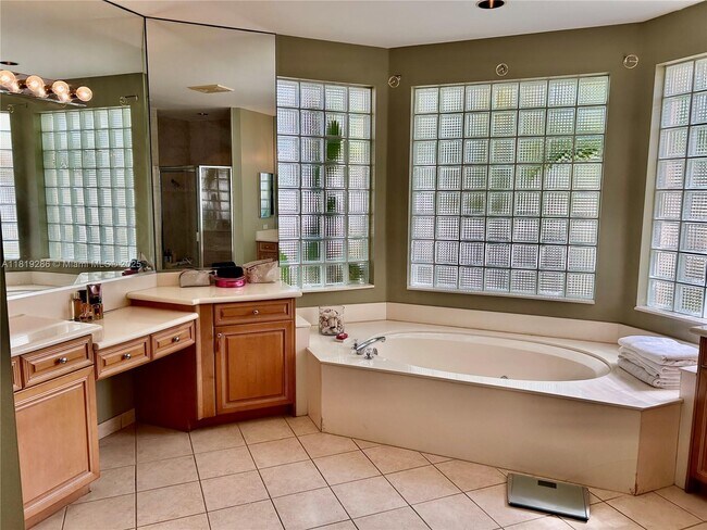 Building Photo - 2492 Eagle Run Dr