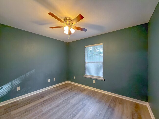 Building Photo - 1801 Meriadoc Rd