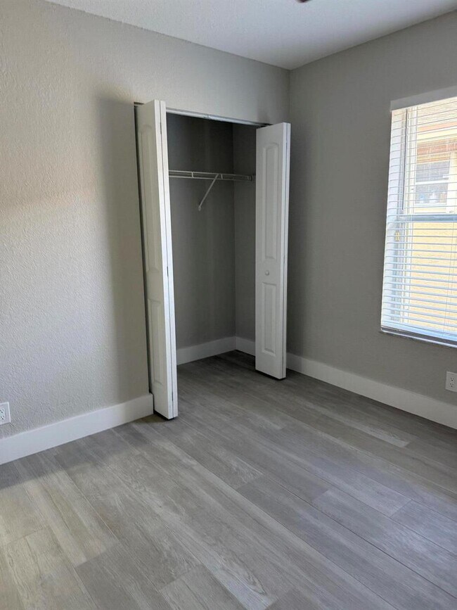 Building Photo - 2225 Raleigh St