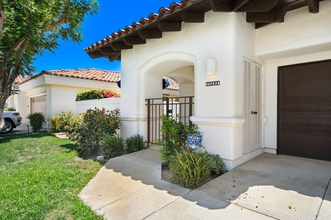 Building Photo - 79695 Mandarina