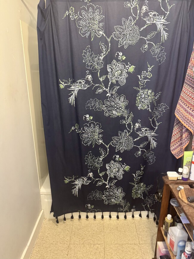 Building Photo - 51 N Main St