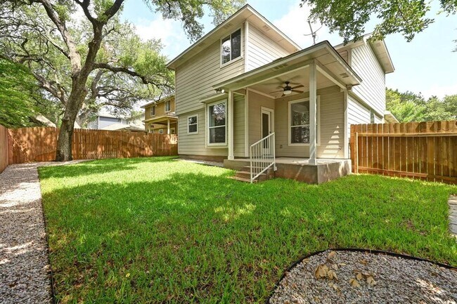 Building Photo - 2101 Keepsake Dr