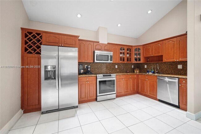 Building Photo - 15233 NW 87th Ct