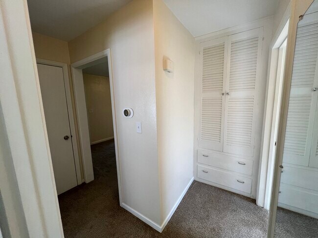 Building Photo - 3591 Harry Truman Dr