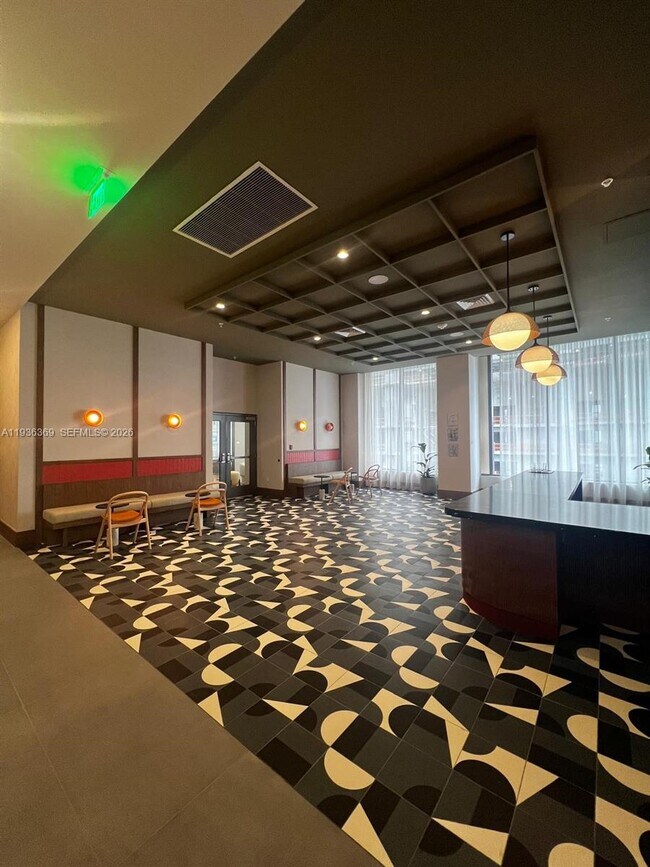 Building Photo - 11 NE 6th St