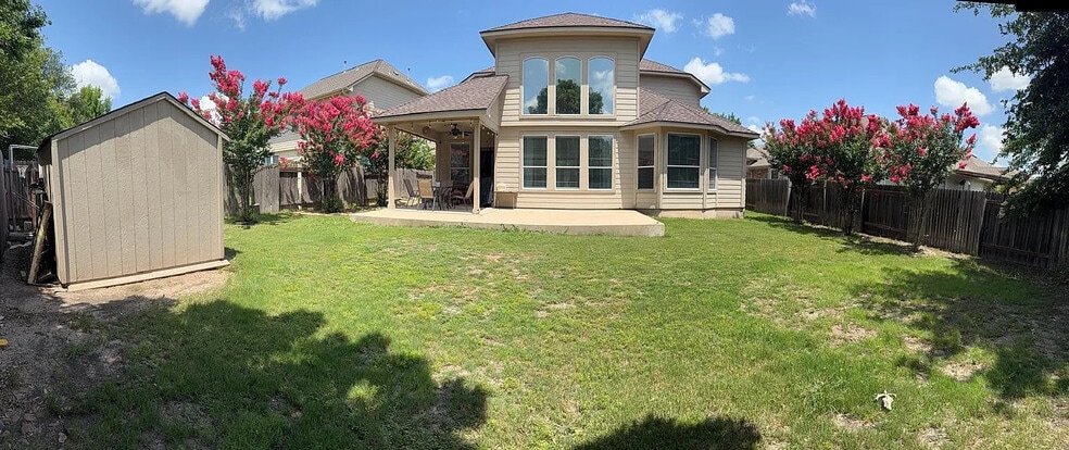 Building Photo - Room in House on Bridie Path
