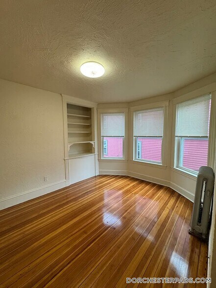 Building Photo - 20 Fairmount St