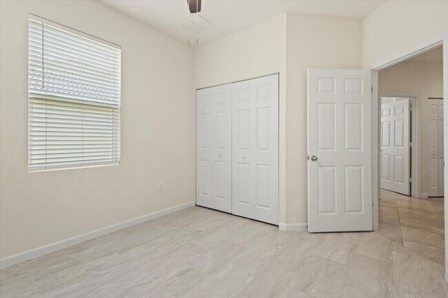 Building Photo - 12133 SW Aventino Dr