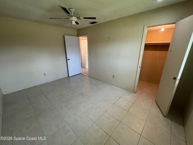 Building Photo - 1497 Krin Ct NE