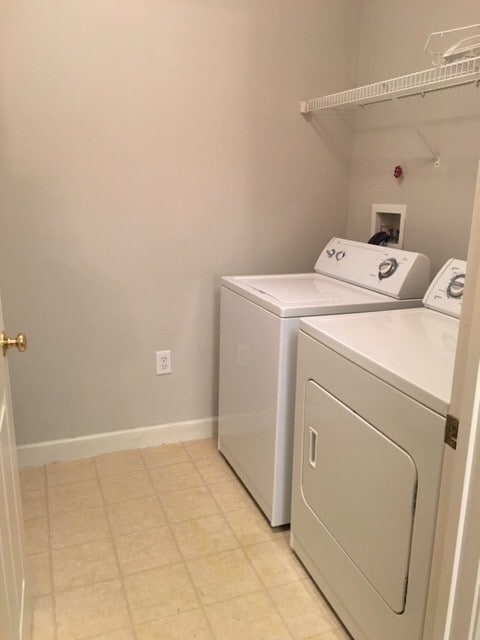 Building Photo - First Floor Condo in Cornelius-2 Bedrooms ...