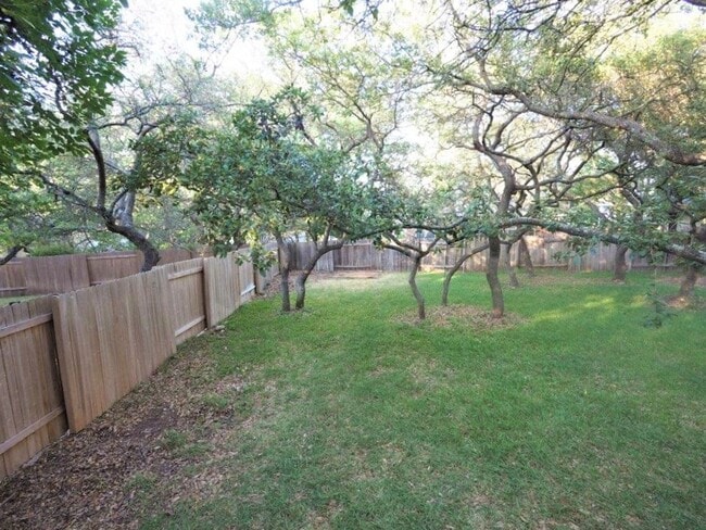 Building Photo - Desirable 4 bedroom home in BEAUTIFUL Steiner Ranch!