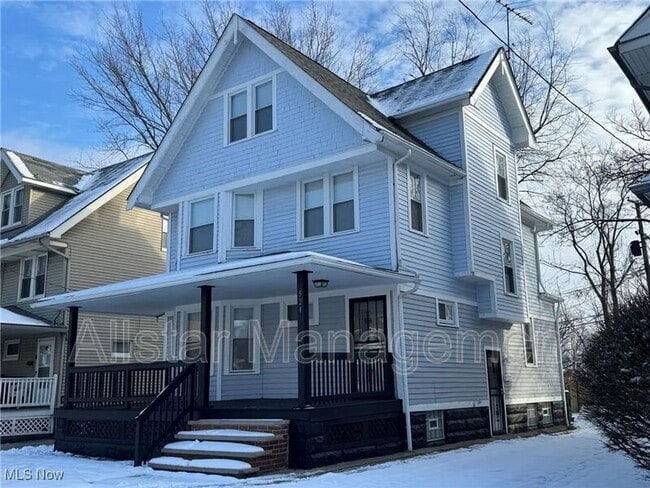 Building Photo - 521 E 109th St