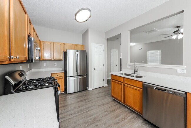 Building Photo - 1580 Potomac Ct
