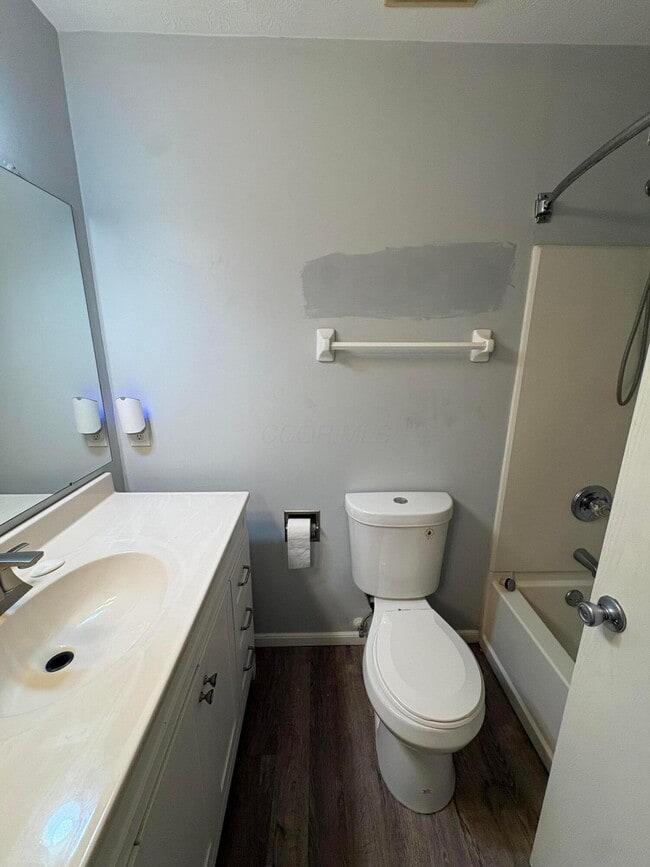 Building Photo - 5173 Aquila Dr