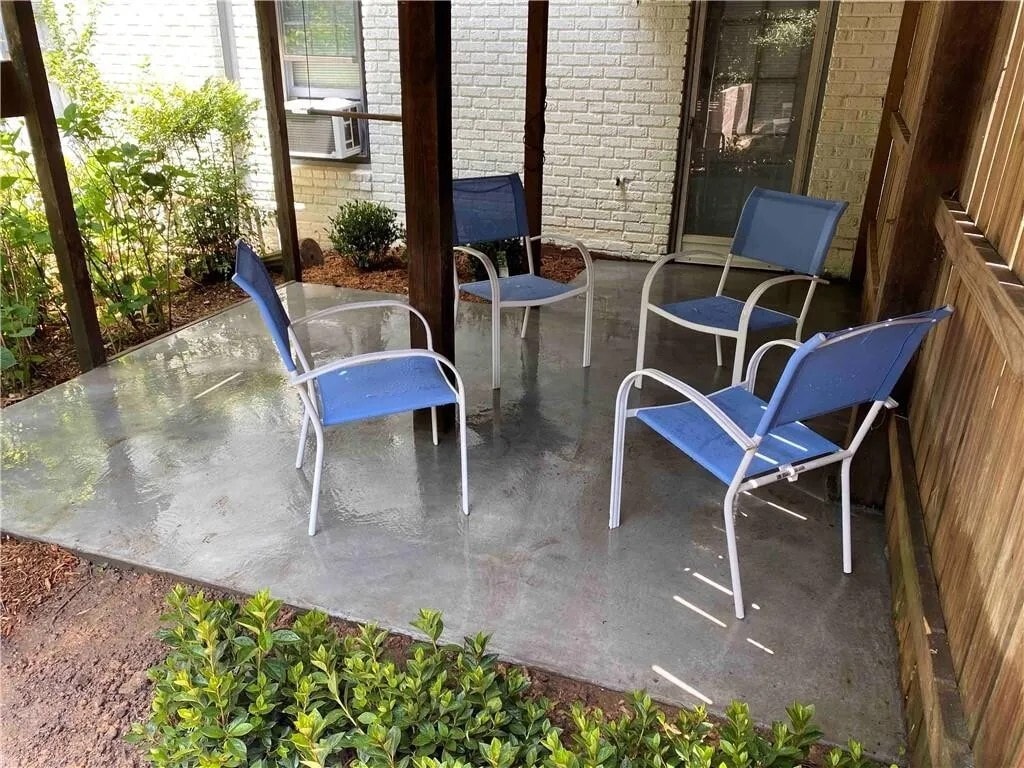 Building Photo - 1566 N Morningside Dr NE