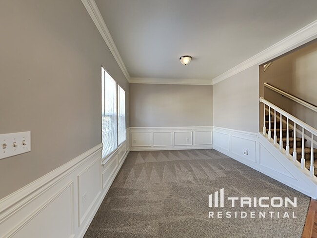 Building Photo - 1 Ridgeleigh Way