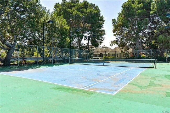 Building Photo - Stunning Huntington Harbour Townhome