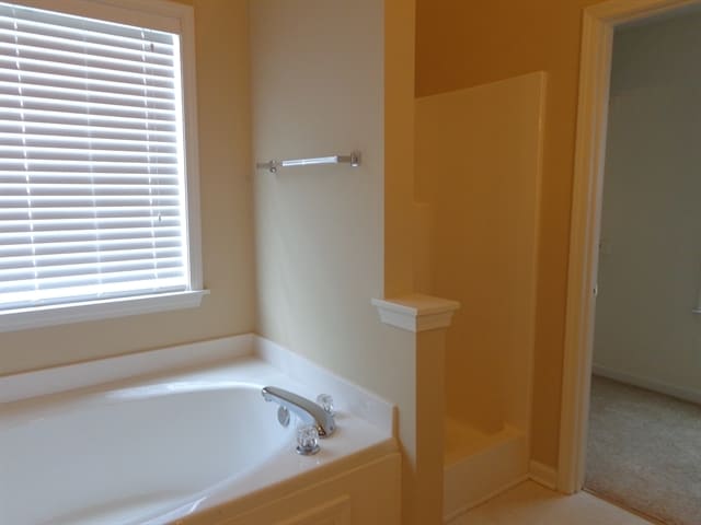 Building Photo - 1509 Beaufort Pl